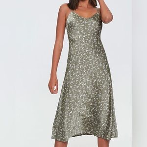 Forever 21 Ditsy Floral Satin Dress Medium